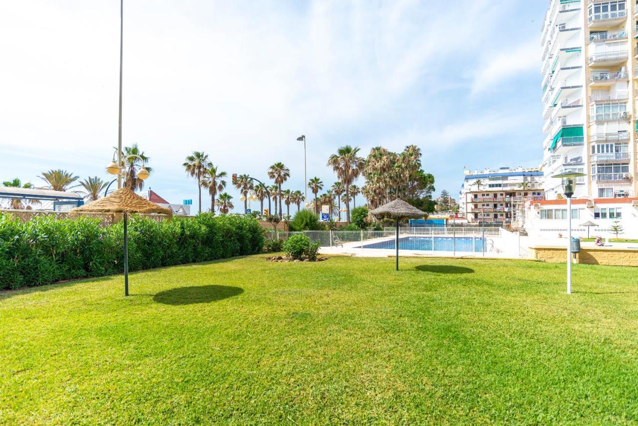 M1106 Vistas Al Mar Y Lujo En Costa Sol Apartman Benalmádena Kültér fotó