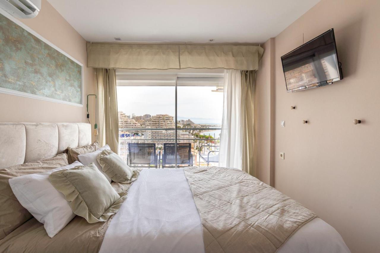 M1106 Vistas Al Mar Y Lujo En Costa Sol Apartman Benalmádena Kültér fotó