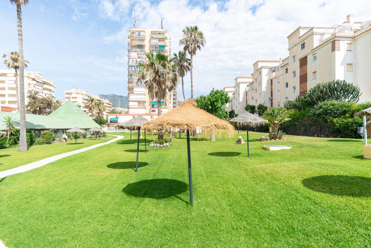 M1106 Vistas Al Mar Y Lujo En Costa Sol Apartman Benalmádena Kültér fotó