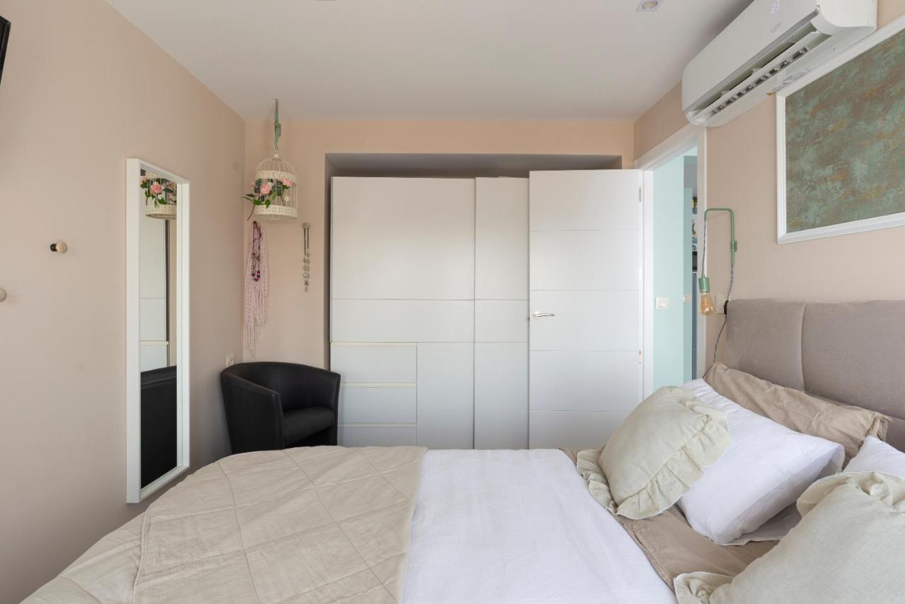 M1106 Vistas Al Mar Y Lujo En Costa Sol Apartman Benalmádena Kültér fotó